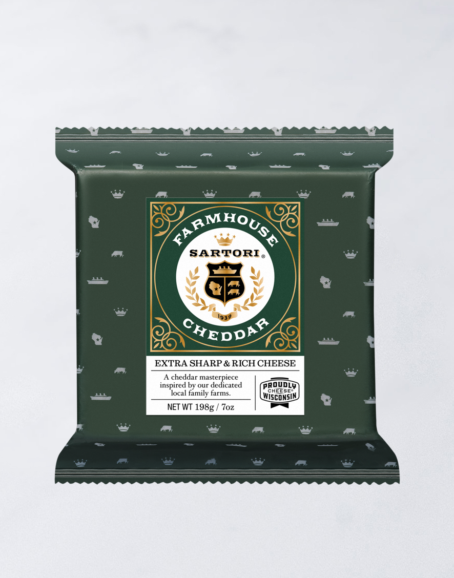 farmhousecheddar_block_front_storyblok_886x1128_grdbkgrnd_2025